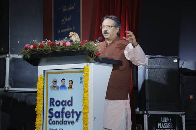 “स्कूल से उठी सड़क सुरक्षा की लहर: 4000 छात्रों ने लिया बड़ा संकल्प”