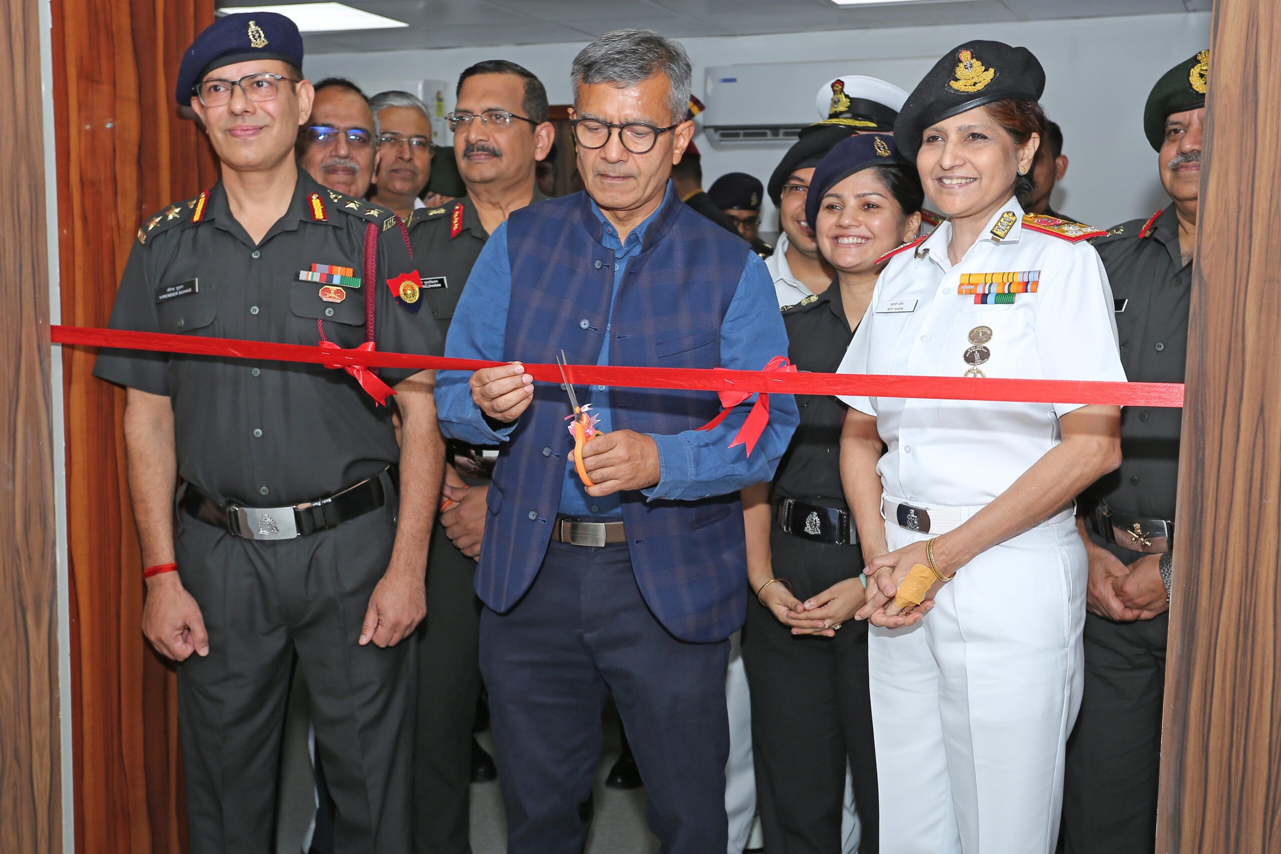 New Delhi: “Army cancer patients will now receive world-class treatment! A high-tech radiotherapy machine has been commissioned at the Army Hospital (Research and Referral).”