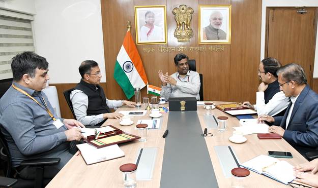 दिल्ली-एनसीआर में पुराने ट्रक-बस बदलने की योजना को मिली रफ्तार, अशोक लेलैंड और स्विच मोबिलिटी ने सरकार से किया पहला समझौता