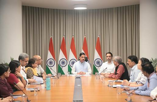 New Delhi: Pralhad Joshi took charge of the Education Ministry, reviewed the schemes and education reforms in the first review meeting,