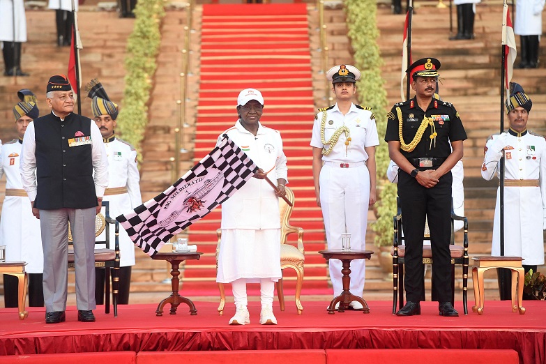 New Delhi: 'Run For Soldiers': President Draupadi Murmu flagged off the PBG Soldierathon 2026, drawing support from across the country for soldiers and martyr families.