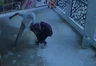 Faridabad: A female teacher who arrived at school was stabbed to death, the incident took place in broad daylight, a short distance from the police station, and the accused is absconding.