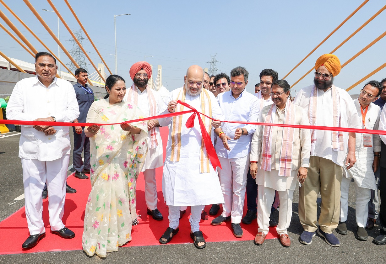 Barapullah Elevated Road Phase 3 launched; inauguration and foundation stone laying for Delhi projects worth ₹1,941 crore.