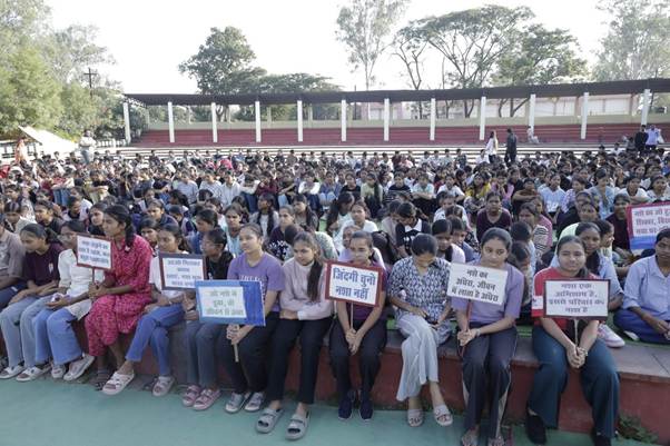 Drug-Free Youth: ‘Walk for Drug-Free Youth’ held at over 150 locations across the country; more than 100,000 people took the pledge.
